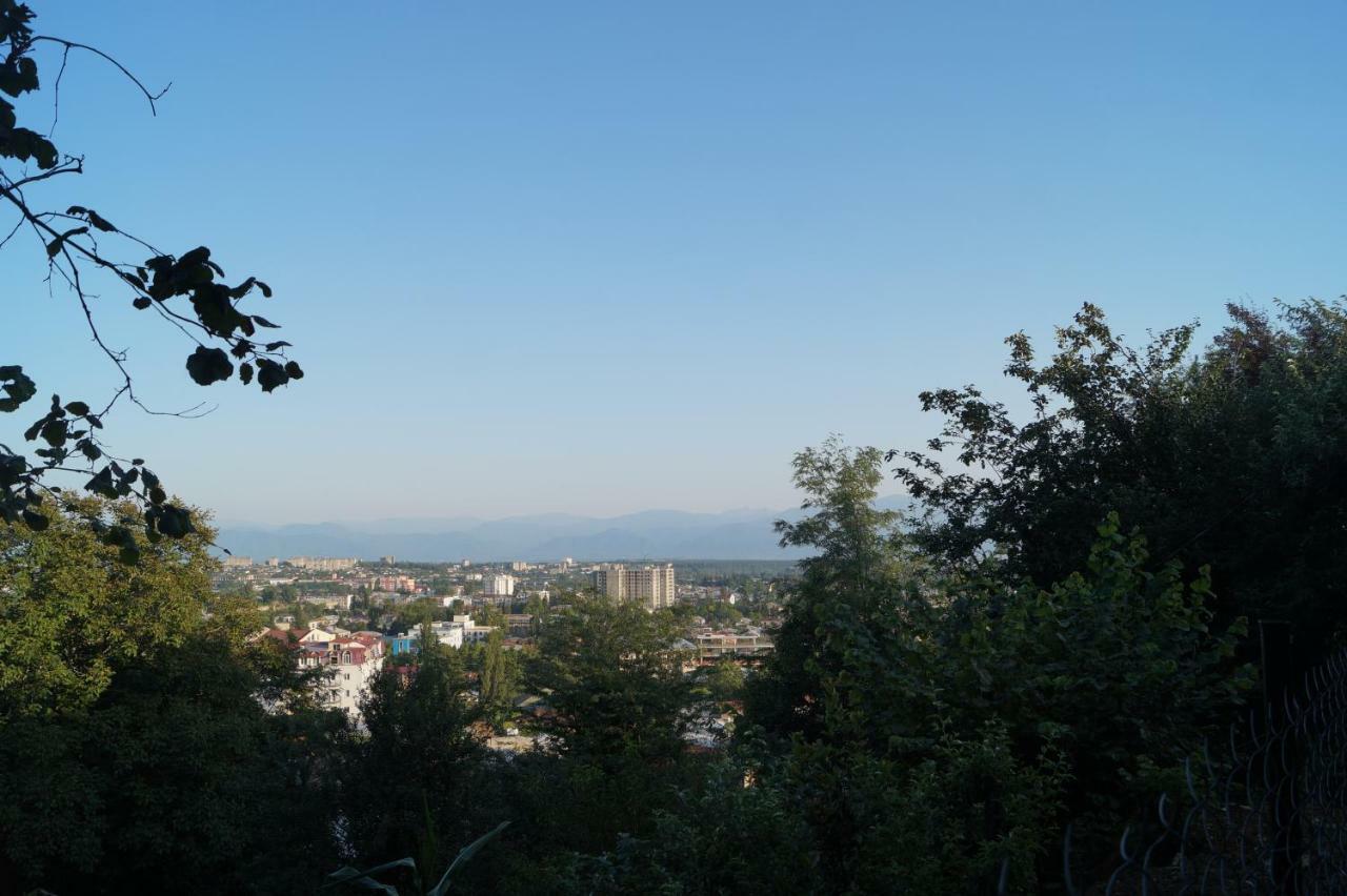 Beehives Apartment Kutaisi Exterior photo